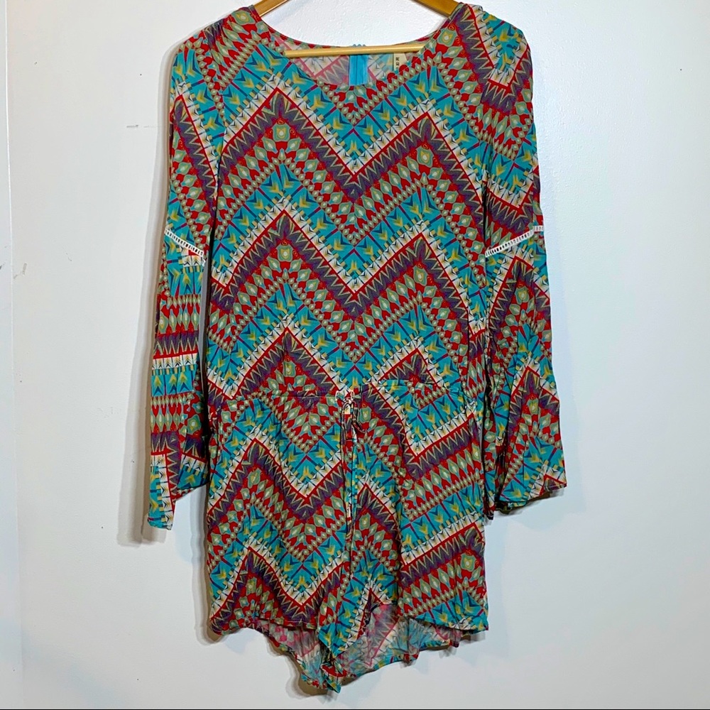NWOT Bell Sleeve Roper Romper zip back - tie waist